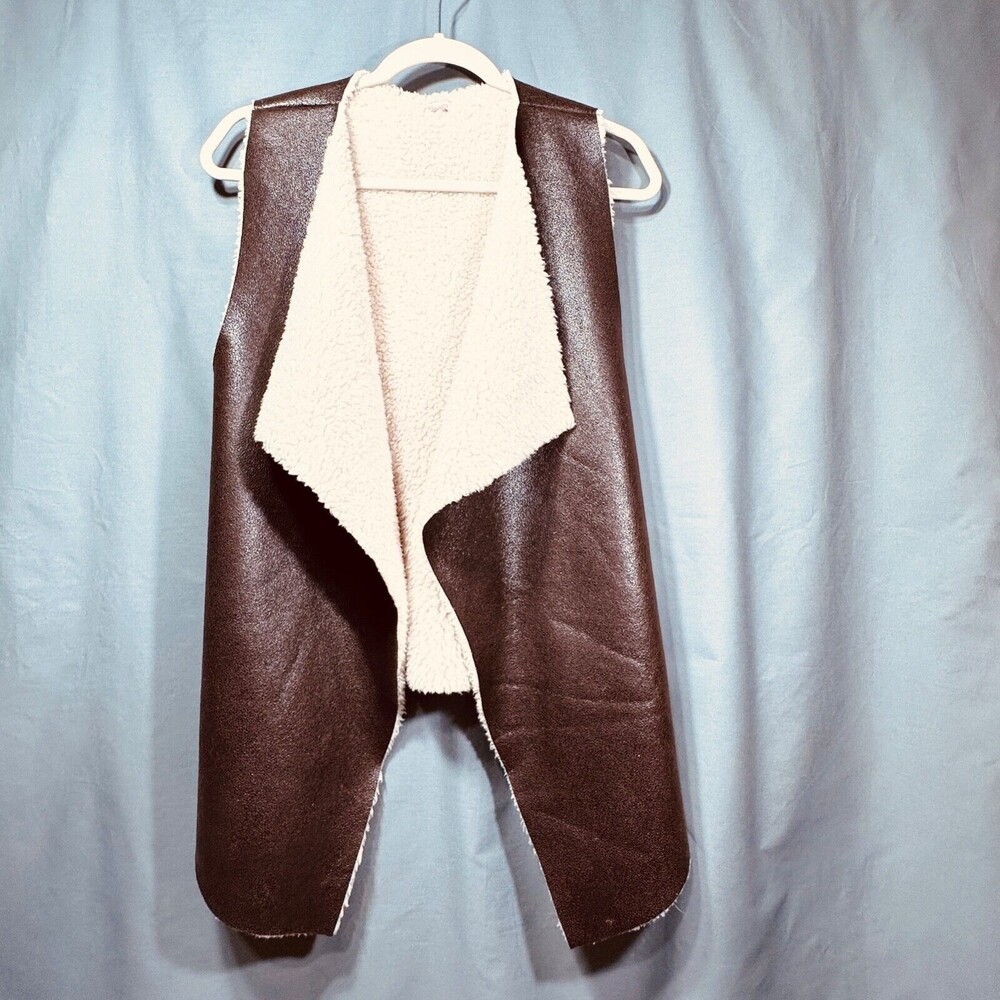 Echo Vest Faux Fur Faux Sherpa